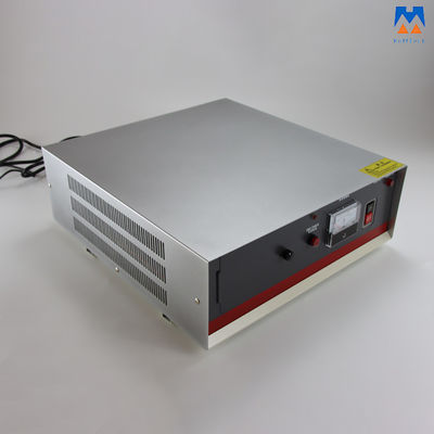 generatore di ultrasuoni di 15KHz 2600W per l'alimentazione elettrica di plastica della saldatura del tessuto
