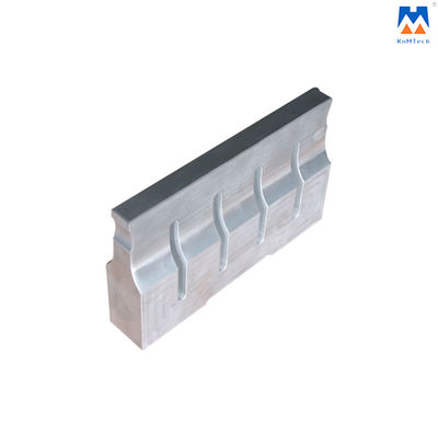 Muffa ultrasonica di foggiatura ultrasonica di alluminio di saldatura di plastica 15KHz per saldatura a punti di plastica