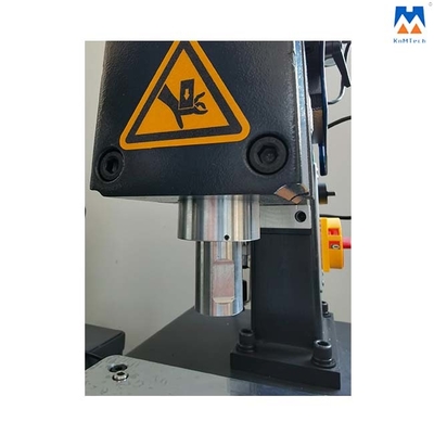 la saldatrice di plastica ultrasonica Mutiple di 20KHz 3000W funziona