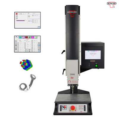 attrezzatura di plastica di saldatura a ultrasuoni di 30kHz 2400W con le funzioni multiple